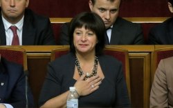 Яресько: 20% экономики забрали у нас во время войны