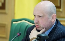 Турчинов требует отобрать у профсоюзов санатории