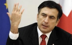Саакашвили назвал "несерьезным" запрос Грузии на его экстрадицию