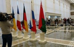 Переговоры по Донбассу: "четверка" будет сотрудничать с контактной группой