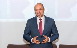 Премьер напомнил о первых послаблениях карантина