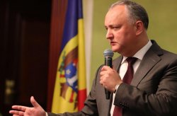 Додон призвал Филипа уйти в почетную отставку