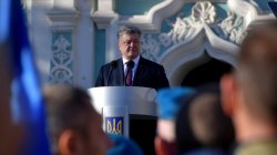 Порошенко: миссия государства в вопросе религии выполнена, далее – дело за церковью