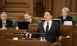 Спикер Сейма потребовала выключить микрофон депутату Кайминьшу