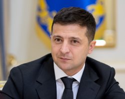 Зеленский предложил ввести в Украине шесть новых государственных праздников