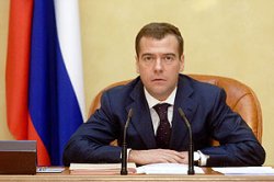 Медведев повысил цены на квадратный метр «Жилья для российской семьи»