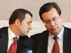 Лупу и Филат надеются создать мажоритарное парламентское большинство