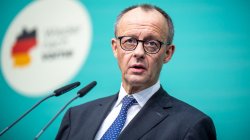 Мерц выступил против передачи США замороженных активов РФ