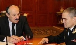 Глава Дагестана встретился с командующим Каспийской флотилией