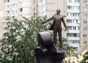В Киеве открыли сквер и памятник Муслиму Магомаеву  