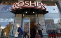 "За невыполненные обещания". В Киеве снова напали на магазин Roshen