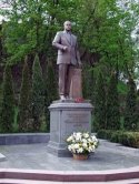 Памятник Гейдару Алиеву в Киеве