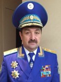 Назарбаев наградил азербайджанского генерала